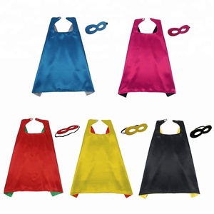 Mantelle e maschere da supereroe di vendita calde per bambini 70cm cappe da supereroe in raso per bambini costumi da cartone animato Unisex 1 pz/opp Bag - Product Image 1