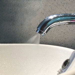 Economic Mist spray faucet water saver aerator plastic tap nozzle 0.5LPM