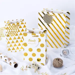 Parlak kaplama ağır tutkal lüks hediye keseleri beyaz altın metalik folyo ambalaj küçük hediyeler takı bağları