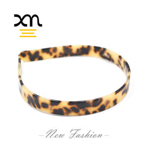 Bandeaux Élastiques Personnalisés en Acétate Effet Écaille de Tortue pour Femmes – Bandeaux Larges Écologiques et Tendance pour Dames - Product Image 5