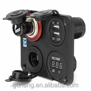 Chargeur de <span class=keywords><strong>voiture</strong></span> 12V 4-en-1 à montage sur panneau avec double <span class=keywords><strong>prise</strong></span> <span class=keywords><strong>USB</strong></span> et voltmètre - Product Image 1