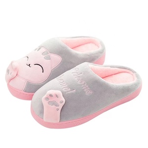 Pantofole Invernali Calde a Forma di Gatto, Morbide e Confortevoli con Suola Spessa - Product Image 4