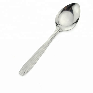 Elegante 303 Metal Dinnerware <span class=keywords><strong>Set</strong></span> 410 Máquina Polonês Utensílios de jantar com garfo colher - Product Image 3