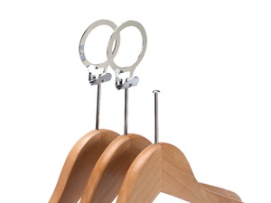 <span class=keywords><strong>Cintre</strong></span> de sécurité en bois naturel anti-vol, <span class=keywords><strong>cintre</strong></span> d'hôtel avec pinces - Product Image 3