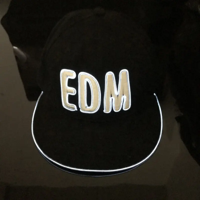 Hochwertige handgemachte LED Light Up EDM Hut Glow In Dark Hat Neujahrs kappen