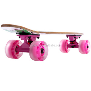 Nouvelle Arrivée Planche À Roulettes <span class=keywords><strong>en</strong></span> <span class=keywords><strong>bois</strong></span> pas cher quatre roues <span class=keywords><strong>petit</strong></span> mignon planche à roulettes - Product Image 6
