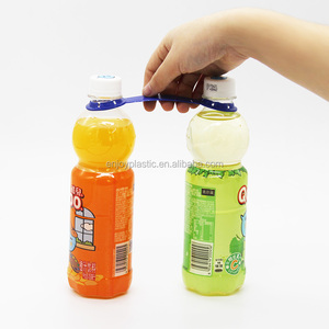 Portabile 2 Pack 4 Pack 6 Pack manico di <span class=keywords><strong>plastica</strong></span> per bottiglia di succo di <span class=keywords><strong>plastica</strong></span> <span class=keywords><strong>porta</strong></span> lattina di birra - Product Image 6