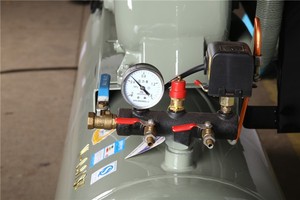 Compresor de Aire Portátil de 300 <span class=keywords><strong>psi</strong></span> Vulcan con Certificación CE/VE - Product Image 5