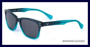 Moda caliente gafas de sol <span class=keywords><strong>wayfarer</strong></span> con <span class=keywords><strong>lentes</strong></span> de espejo barato venta al por mayor - Product Image 4