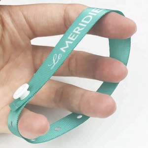 silk screen wristband批发采购, silk screen wristband供应商和批发