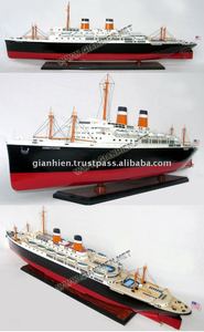 Modelo de barco de crucero de madera SS Constitution, revestimiento de madera vietnamita hecho a mano para decoración del hogar hecho de metal y madera - Product Image 3