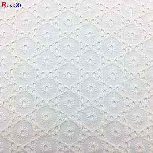 Tela de Encaje Voile Bordado Inglés con Ojales Blancos, de Algodón <span class=keywords><strong>Lyocell</strong></span> Pulido de 210 g/m², Marca Rxf0506, Nueva - Product Image 6