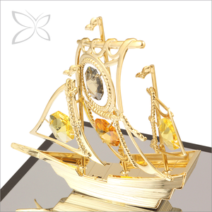 Crystocraft - Figura Decorativa de Barco Náutico con Cristales Chapados en Oro, Decorada con Acrílico de Corte Brillante, en Caja de Exhibición, Estilo Europeo - Product Image 1