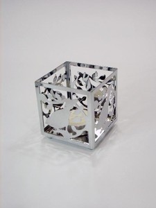 Portavelas único de hormigón gris con forma de cilindro - Product Image 4