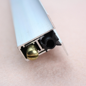 Fond <span class=keywords><strong>de</strong></span> <span class=keywords><strong>porte</strong></span> Offre Spéciale Joint automatique <span class=keywords><strong>de</strong></span> montée-descente Bande <span class=keywords><strong>d</strong></span>'étanchéité en aluminium Joint <span class=keywords><strong>de</strong></span> <span class=keywords><strong>seuil</strong></span> inférieur <span class=keywords><strong>de</strong></span> <span class=keywords><strong>porte</strong></span> en bois - Product Image 6