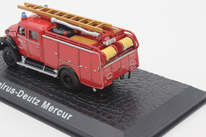 Auto d'epoca 1 72 diecast antincendio <span class=keywords><strong>camion</strong></span> giocattolo <span class=keywords><strong>camion</strong></span> <span class=keywords><strong>dei</strong></span> <span class=keywords><strong>pompieri</strong></span> modello in scala regali - Product Image 4