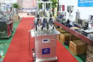 Machine de remplissage de parfum, réfrigération semi-automatique, <span class=keywords><strong>prix</strong></span> d'usine, bon marché - Product Image 4