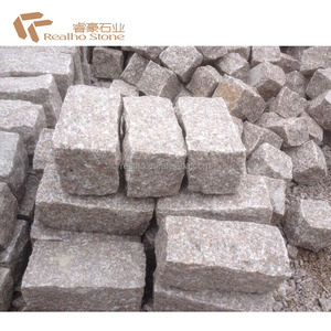Blocs de granit rose de Belgique pour l'aménagement paysager - Product Image 2