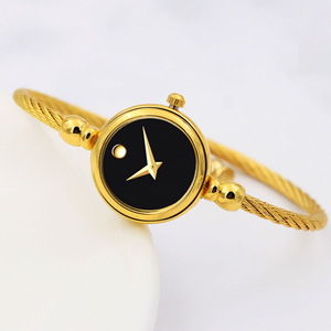 <span class=keywords><strong>Orologio</strong></span> Minimalista con Bracciale di Lusso in Filo Metallico Dorato per Ragazze - Product Image 2