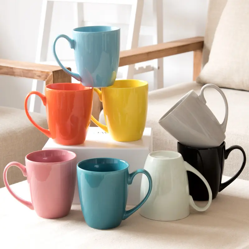 En gros 11oz Blanc Coloré Tasse Enduit Tasse En Céramique D'impression/promotion/Logo personnalisé/Tasses de cadeau