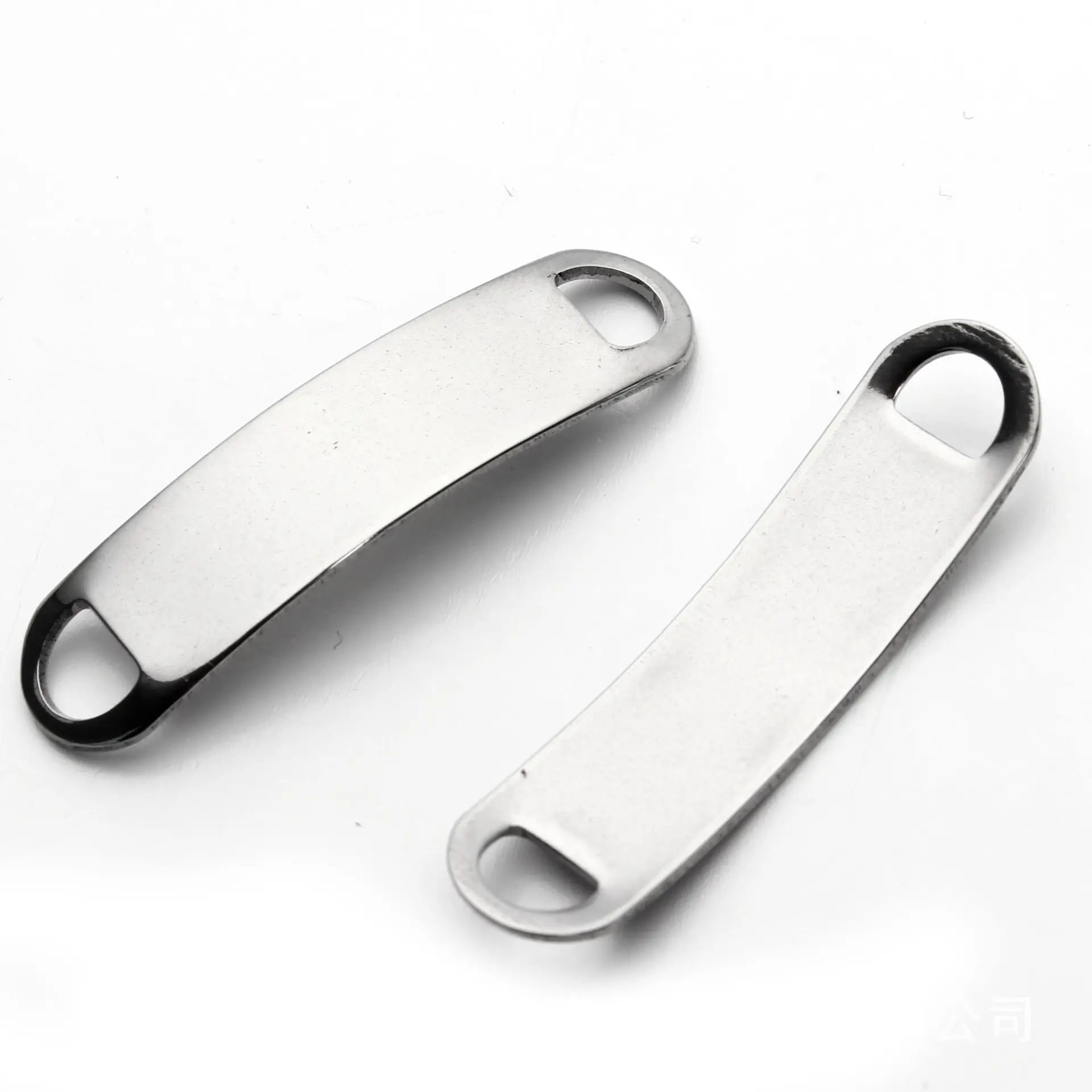 Personalizado aço inoxidável metal em branco tags dobrar curvo logotipo do laser retângulo tags aço inoxidável bar para pulseiras conectores