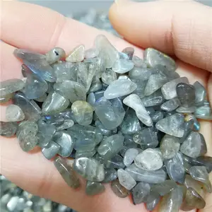 Wholesale Natural Shiny Gray Moonstone Quartz Crystal Stone Gravel Tumbled Crystal Labradorite Chips For Garden Decoration