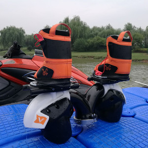 <span class=keywords><strong>Planche</strong></span> volante aquatique motorisée pour le surf et les spectacles aquatiques en parc et zone panoramique - Product Image 6