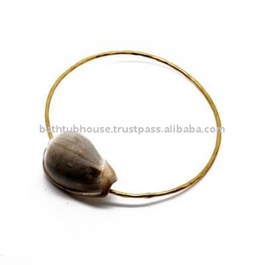 กำไลแฟชั่นเปลือกหอยทะเล BJS.007 - Product Image 1