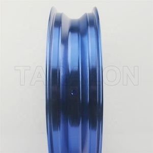 Roue en alliage d'aluminium forgé pour moto de 17 x 3,5 pouces pour R3 R4 R5 - Product Image 3