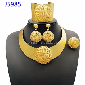 Grosir Contoh Baru Kalung Kostum Set Perhiasan Gaya Elegan untuk Hadiah Ulang Tahun