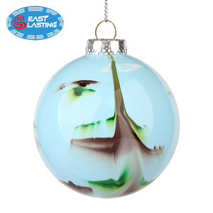 Boule de décoration de noël en verre peinte à la main