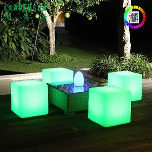 Chaise intelligente étanche IP68 lumineuse colorée 35cm 40cm 43cm 50cm 60cm Cube LED en plastique télécommandé avec batterie