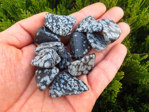 Piedras preciosas al por mayor alabastro bulk tumbled Snowflake Obsidian piedras curativas pulido grava cristal - Product Image 2