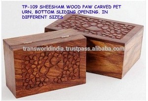 Urnes commémoratives pour animaux domestiques en plastique, résine de bois pour chiens, fabriquées à la main, TP-111 Transworld Creative Premium - Product Image 2