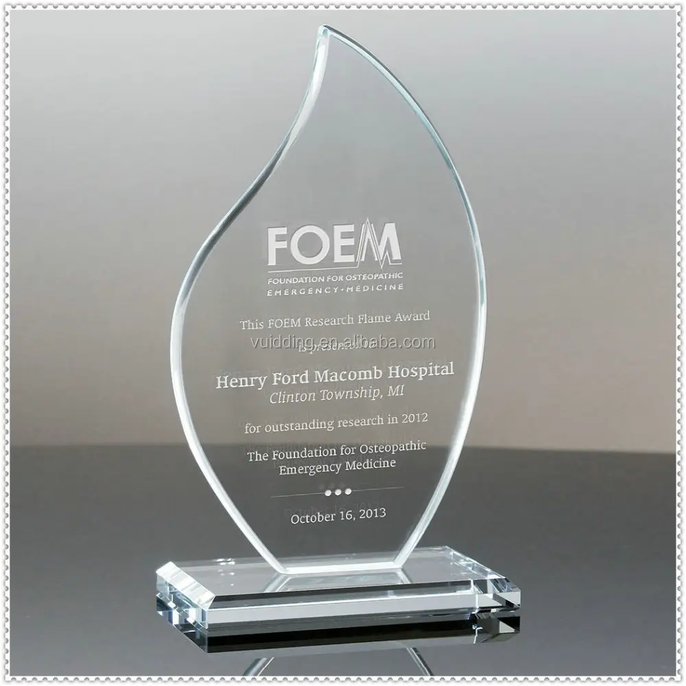 Corporate Flame Shape Glass Awards For Celebration Gifts