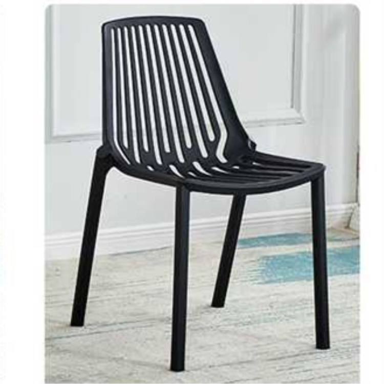Sedie da giardino in resina nera