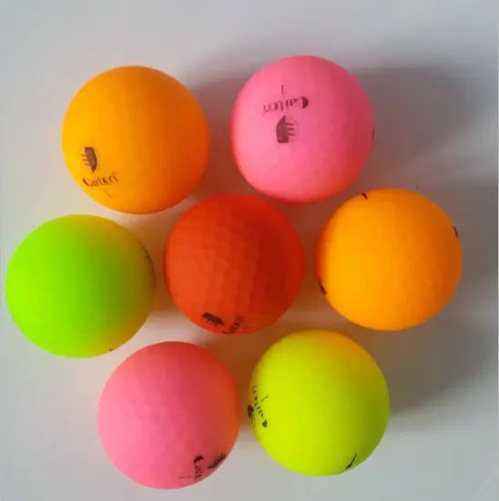 Nuovissima vendita calda pallina da Golf opaca colorata alla rinfusa promozionale 2 pezzi pratica la pallina da Golf produzione ed esportazione