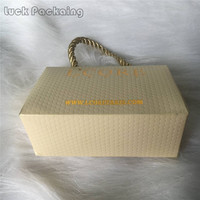 Boîte de sac en papier personnalisé Premium Faveurs Élégant Champagne Triangle Bonbons Beige vogue pour les invités d'anniversaire de douche de bébé de mariage