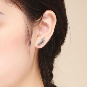 Contracted <strong>Daisy</strong> Stud <strong>Earrings</strong> 925 Sterling <strong>Silver</strong> Flower <strong>Earrings</strong> for Women - Product Image 6