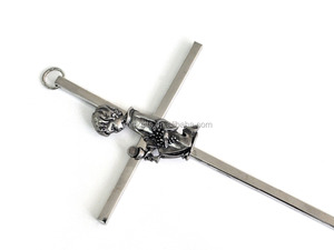 Baptême croix métal jeune garçon Figure fabriqué à la main décoration suspendue croix murale - Product Image 4