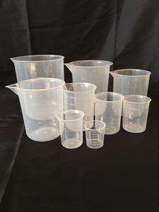 Gelsonlab HSCW-004 प्लास्टिक बीकर 30 ml, 50 ml, 100 ml, 150 ml, 250 ml, 500 ml, 1000 ml, टोंटी के साथ Stackable, ढाला स्नातक - Product Image 4