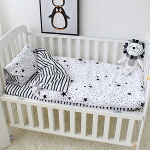 Đồng Bằng Màu Hữu Cơ 100% Cotton Mềm <span class=keywords><strong>Boy</strong></span> Girl Nôi Em Bé Chăn Chăn Gối Vỏ 3 Bộ Trải Giường Cũi - Product Image 3