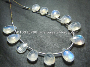 Pierre de lune arc-en-ciel Briolette à facettes poire-gouttes perles bleues en vrac pour bijoux pierre précieuse - Product Image 1