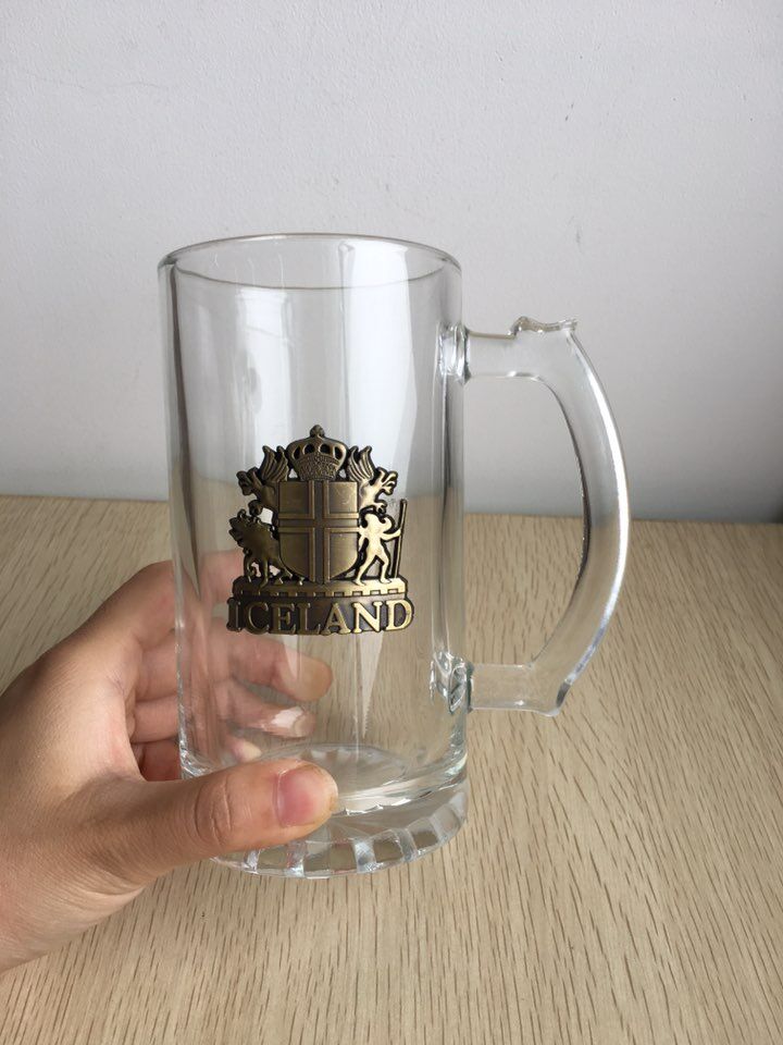 500ml glass beer mug stein with metal logo.