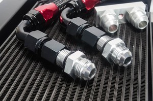 PQY STORE-สีดำน้ำมัน COOLER KIT สำหรับ BMW E36 E46 2015ใหม่น้ำมัน COOLER ชุด E36/46 PQY5129BK - Product Image 6