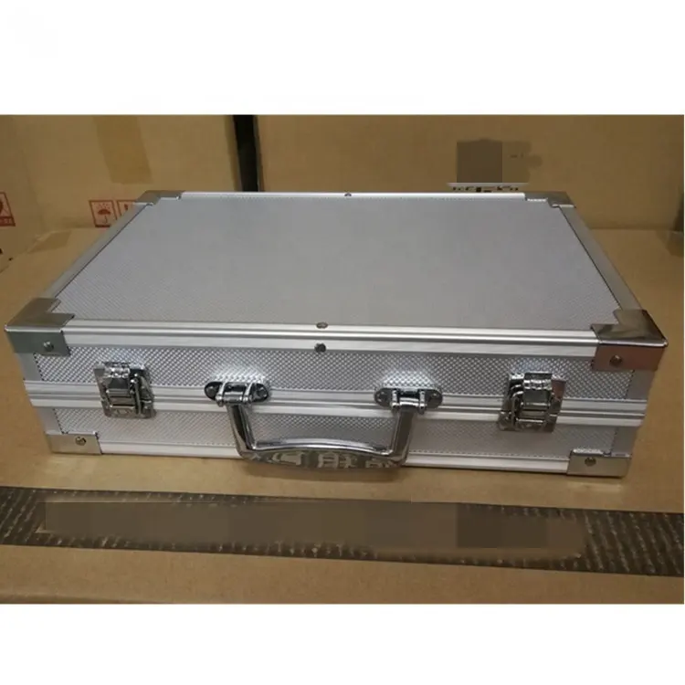 Made In China Large silver Hard Equipment Aluminum Storage Tool Case with Customized Size