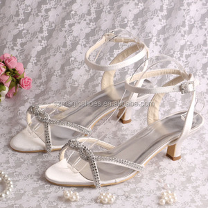 Scarpe da sera Sandali Tacco Basso <span class=keywords><strong>Argento</strong></span> - Product Image 3
