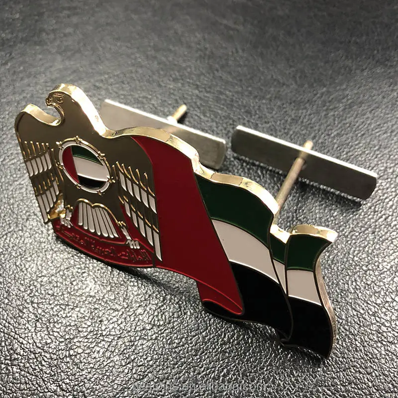 2018 UAE Gold Plating Falcon With Flag Car Emblem With Screw For National Day Souvenirs