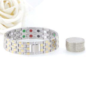 2025 2019 Pulsera magnética <span class=keywords><strong>de</strong></span> fábrica <span class=keywords><strong>de</strong></span> hombres Pulsera <span class=keywords><strong>de</strong></span> oro Pulsera <span class=keywords><strong>de</strong></span> esclavo Joyería - Product Image 3