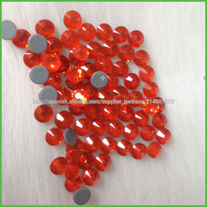 Piedras rhinestone pegamento Hyacinth fuertes <span class=keywords><strong>para</strong></span> <span class=keywords><strong>la</strong></span> decoración de <span class=keywords><strong>la</strong></span> ropa, ss20 cristal ab en stock. - Product Image 1